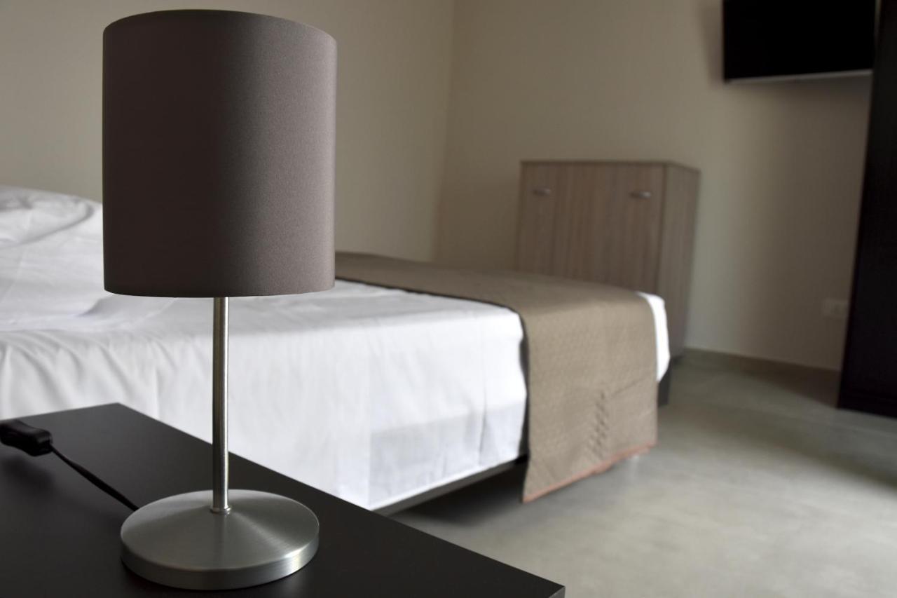 B&B Il Tirreno Cipollina Экстерьер фото